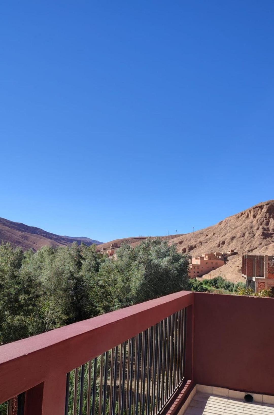 Auberge De La Riviere Du Dades Boumalne Екстериор снимка